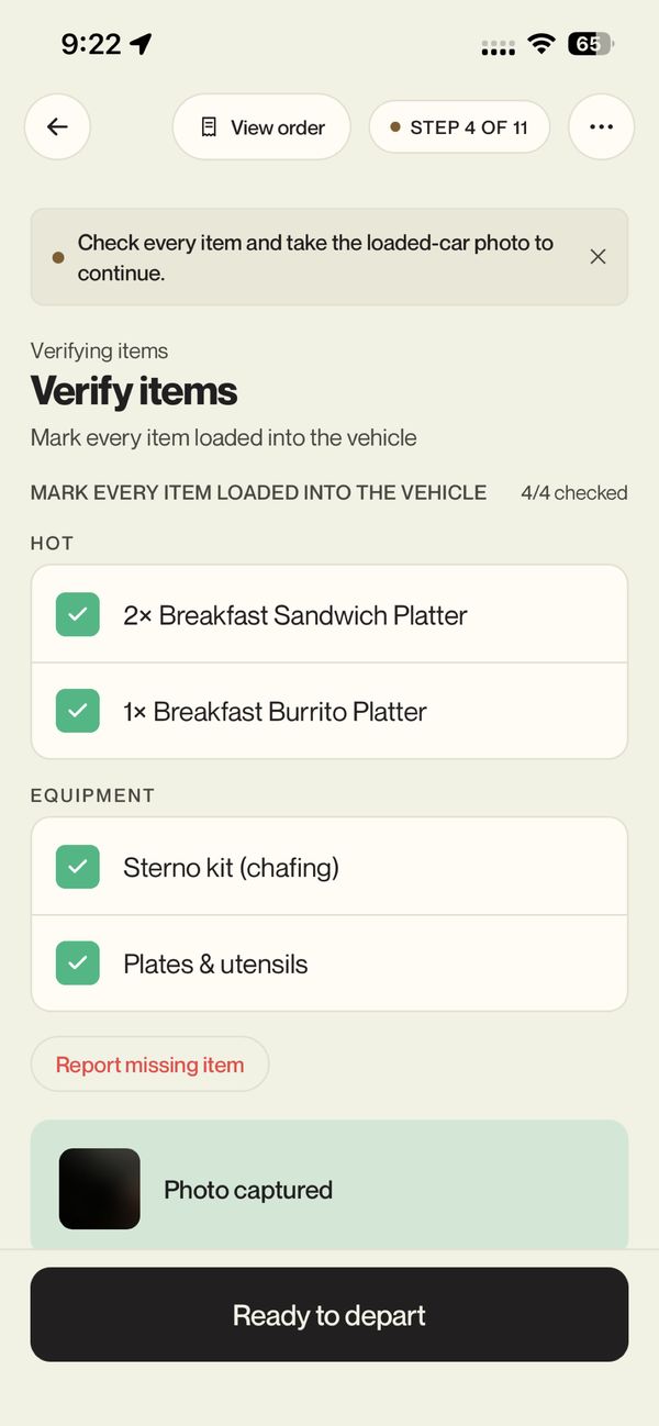 App do entregador da Winfield: cada item conferido e o carro carregado fotografado antes de sair