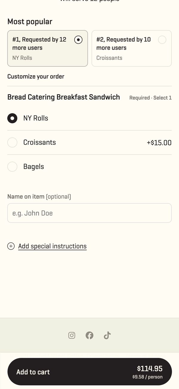O mesmo item com a escolha obrigatória de pão marcada e o botão de adicionar ao carrinho